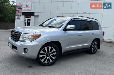 Внедорожник / Кроссовер Toyota Land Cruiser 2013 в Кропивницком
