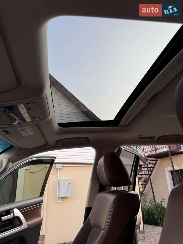 Внедорожник / Кроссовер Toyota Land Cruiser 2019 в Горишних Плавнях