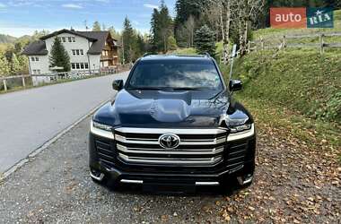 Внедорожник / Кроссовер Toyota Land Cruiser 2022 в Киеве