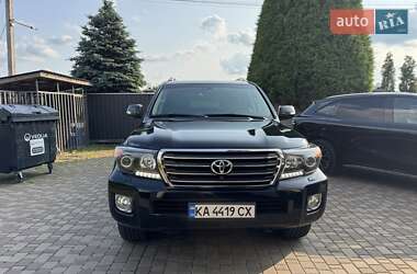 Позашляховик / Кросовер Toyota Land Cruiser 2014 в 