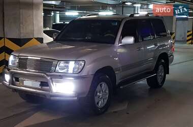 Внедорожник / Кроссовер Toyota Land Cruiser 2002 в Киеве