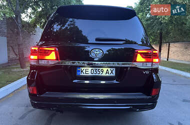 Внедорожник / Кроссовер Toyota Land Cruiser 2008 в 