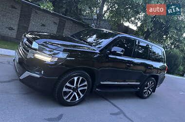 Внедорожник / Кроссовер Toyota Land Cruiser 2008 в 