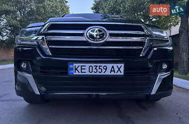 Внедорожник / Кроссовер Toyota Land Cruiser 2008 в 