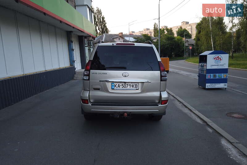 Внедорожник / Кроссовер Toyota Land Cruiser 2008 в Киеве