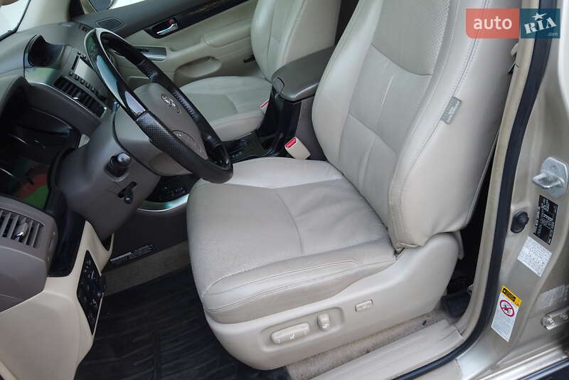 Внедорожник / Кроссовер Toyota Land Cruiser 2008 в Киеве