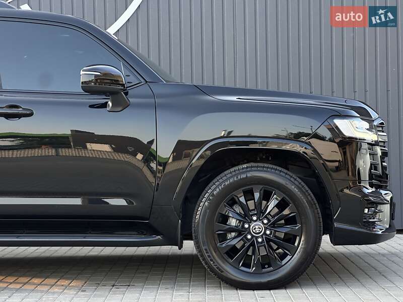 Внедорожник / Кроссовер Toyota Land Cruiser 2021 в Мукачево