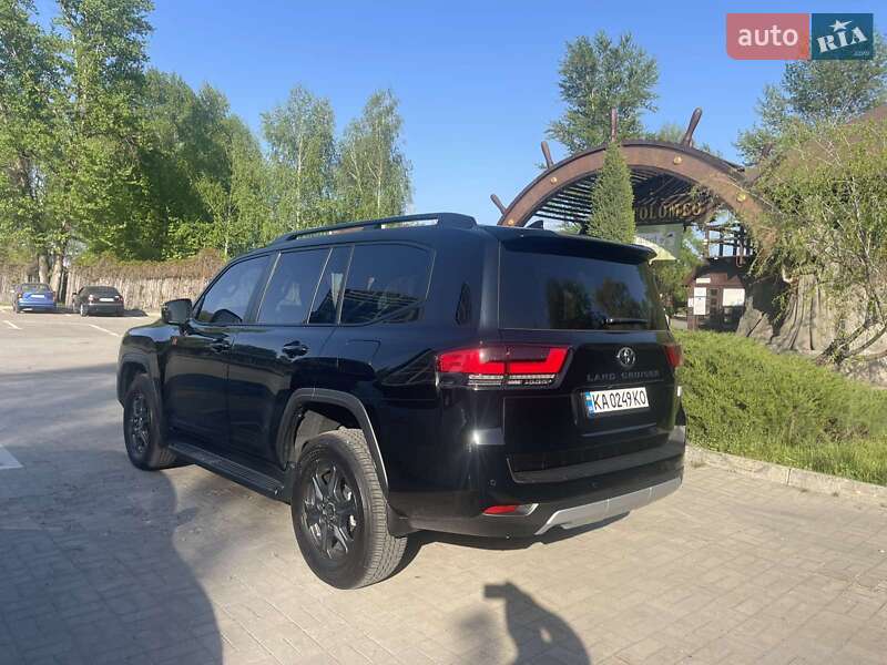 Внедорожник / Кроссовер Toyota Land Cruiser 2022 в Днепре