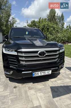 Внедорожник / Кроссовер Toyota Land Cruiser 2022 в 