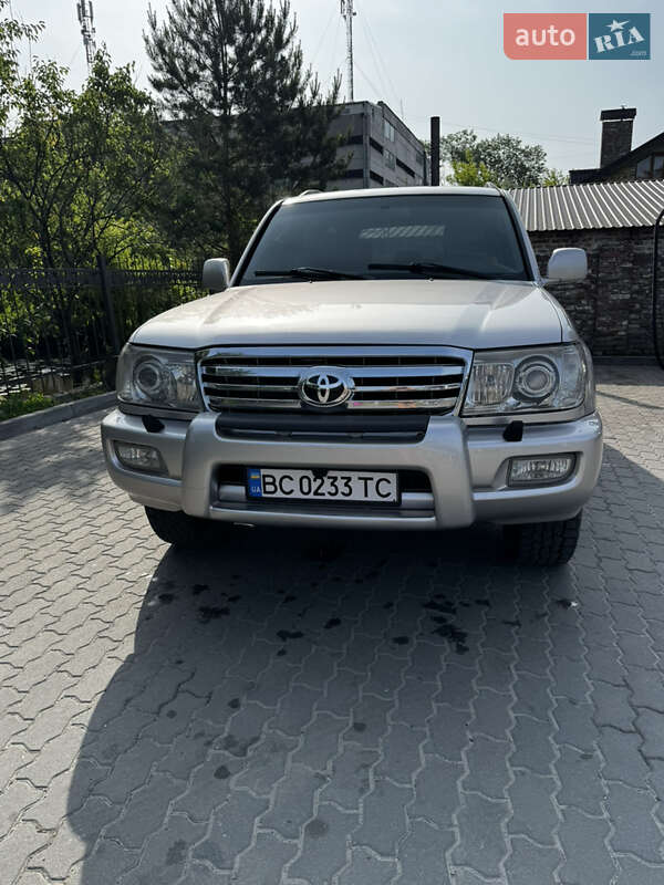 Внедорожник / Кроссовер Toyota Land Cruiser 2003 в Львове