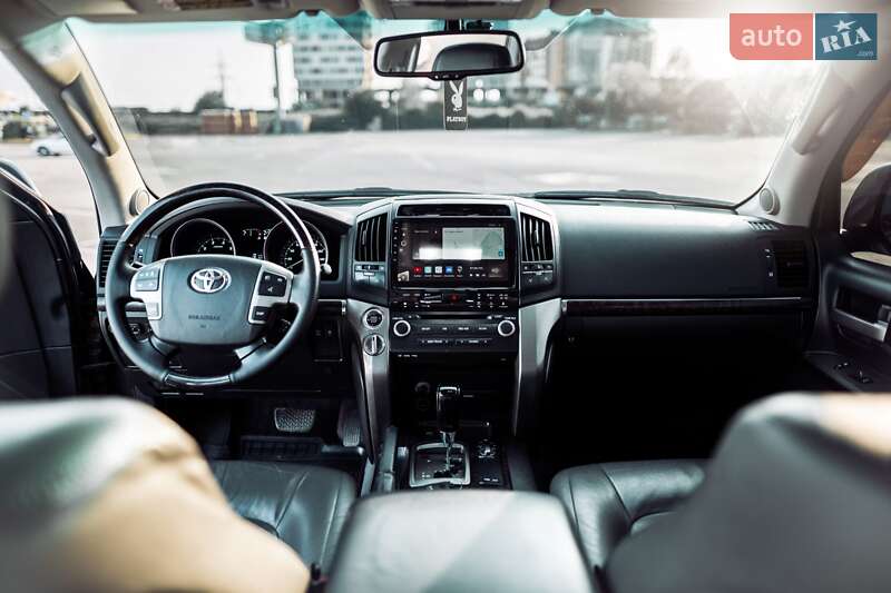 Внедорожник / Кроссовер Toyota Land Cruiser 2008 в Ужгороде