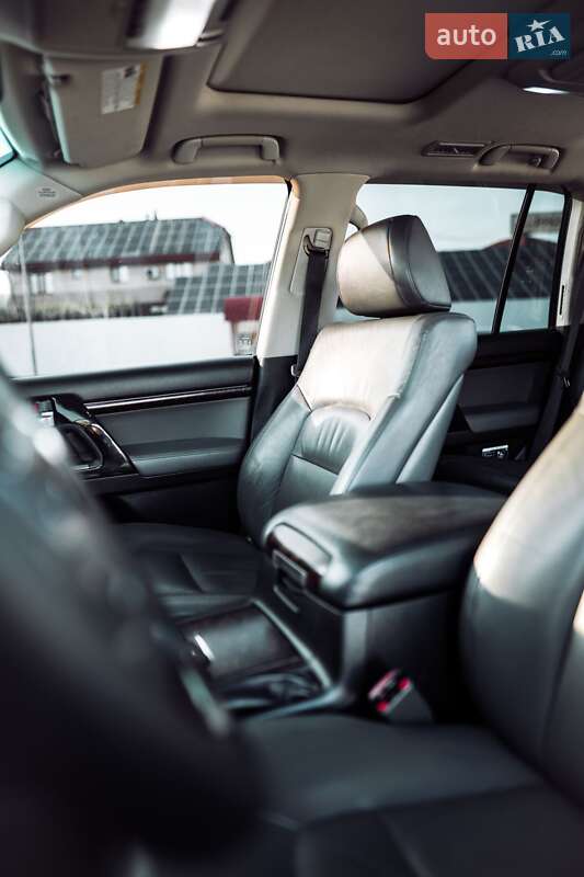 Внедорожник / Кроссовер Toyota Land Cruiser 2008 в Ужгороде