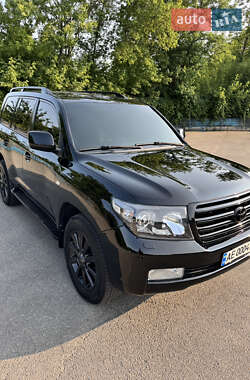Внедорожник / Кроссовер Toyota Land Cruiser 2008 в 