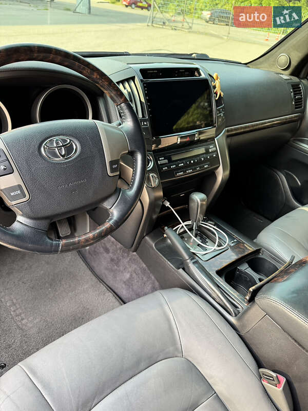Внедорожник / Кроссовер Toyota Land Cruiser 2008 в Днепре