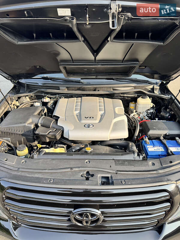 Внедорожник / Кроссовер Toyota Land Cruiser 2008 в Днепре