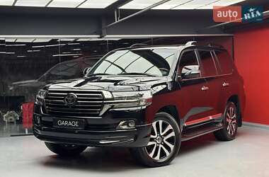 Внедорожник / Кроссовер Toyota Land Cruiser 2018 в Киеве