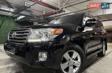 Позашляховик / Кросовер Toyota Land Cruiser 2012 в Києві
