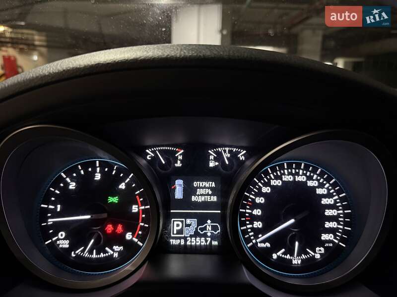 Внедорожник / Кроссовер Toyota Land Cruiser 2012 в Киеве