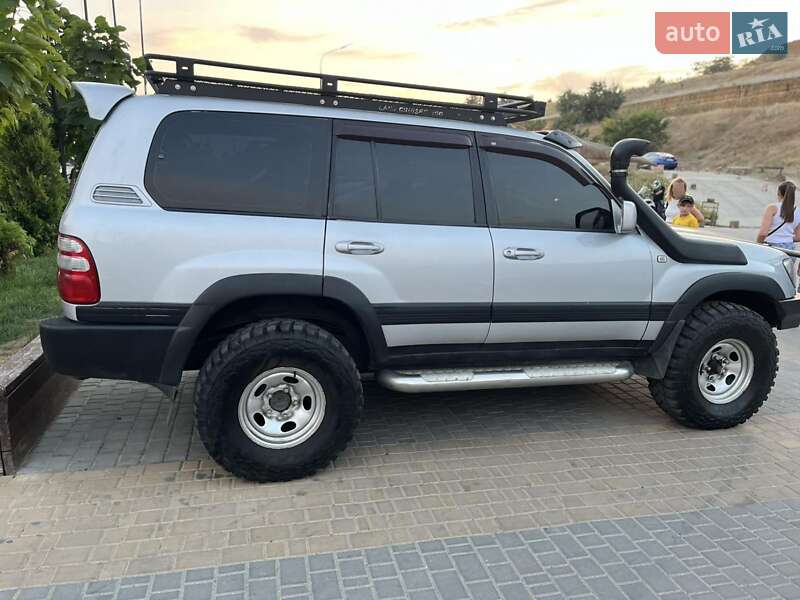 Внедорожник / Кроссовер Toyota Land Cruiser 1999 в Одессе