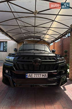 Внедорожник / Кроссовер Toyota Land Cruiser 2020 в Днепре
