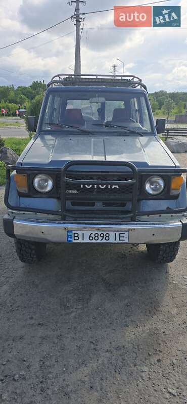 Toyota Land Cruiser 1986