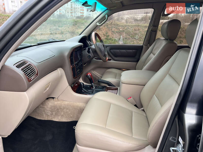 Внедорожник / Кроссовер Toyota Land Cruiser 1999 в Черноморске