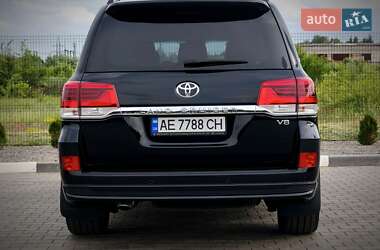 Внедорожник / Кроссовер Toyota Land Cruiser 2020 в 