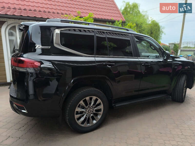 Внедорожник / Кроссовер Toyota Land Cruiser 2022 в Киеве