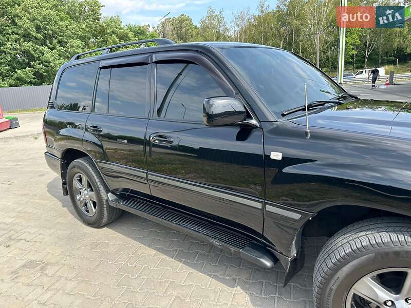 Внедорожник / Кроссовер Toyota Land Cruiser 2005 в Днепре фото 3 Внедорожник / Кроссовер Toyota Land Cruiser 2005 в Днепре