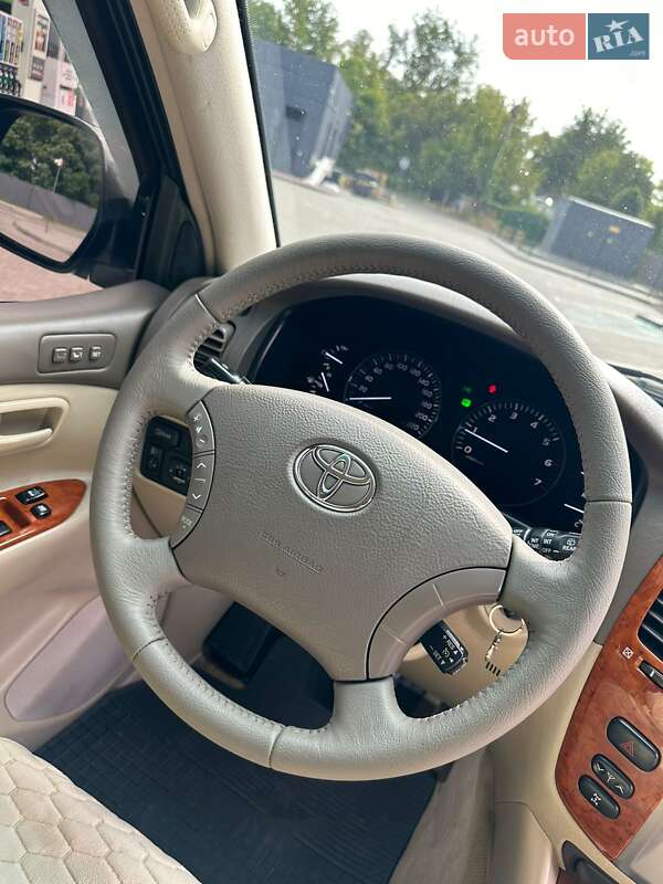 Внедорожник / Кроссовер Toyota Land Cruiser 2005 в Днепре фото 14 Внедорожник / Кроссовер Toyota Land Cruiser 2005 в Днепре