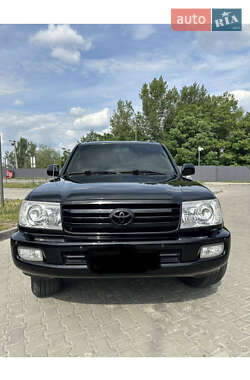 Внедорожник / Кроссовер Toyota Land Cruiser 2005 в Днепре