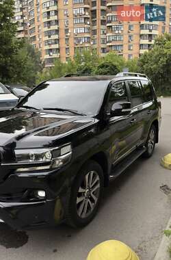 Позашляховик / Кросовер Toyota Land Cruiser 2016 в 