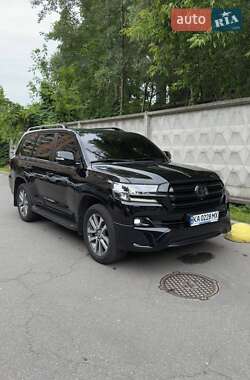 Позашляховик / Кросовер Toyota Land Cruiser 2016 в Києві