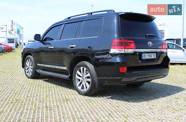 Внедорожник / Кроссовер Toyota Land Cruiser 2016 в 