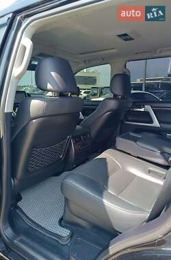 Внедорожник / Кроссовер Toyota Land Cruiser 2016 в 