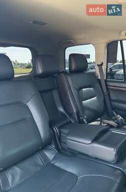 Внедорожник / Кроссовер Toyota Land Cruiser 2016 в 
