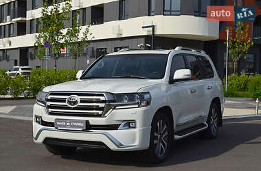 Позашляховик / Кросовер Toyota Land Cruiser 2016 в Києві