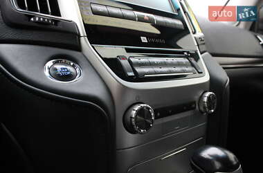 Внедорожник / Кроссовер Toyota Land Cruiser 2016 в 