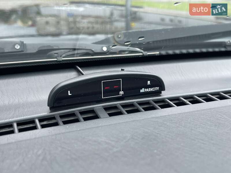 Внедорожник / Кроссовер Toyota Land Cruiser 2002 в Киеве