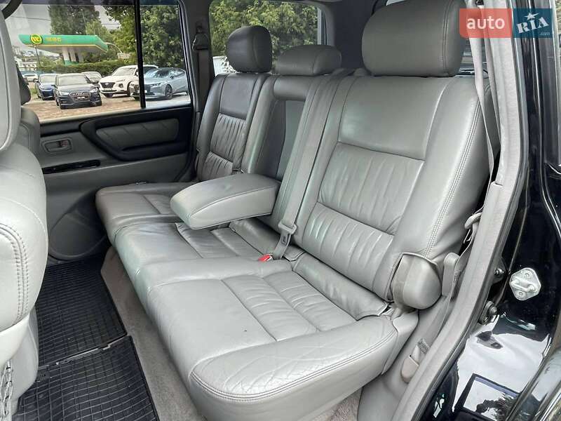 Внедорожник / Кроссовер Toyota Land Cruiser 2002 в Киеве