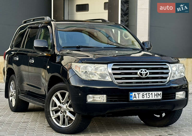 Toyota Land Cruiser 2010