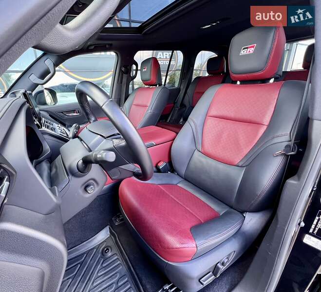 Внедорожник / Кроссовер Toyota Land Cruiser 2023 в Киеве