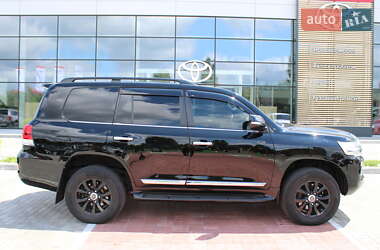 Позашляховик / Кросовер Toyota Land Cruiser 2019 в 