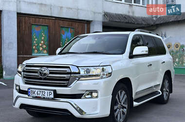 Внедорожник / Кроссовер Toyota Land Cruiser 2017 в Ровно