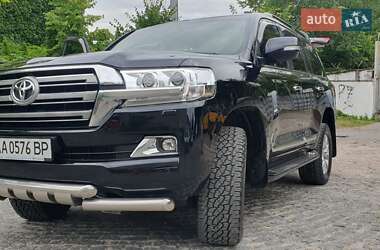 Внедорожник / Кроссовер Toyota Land Cruiser 2020 в Киеве