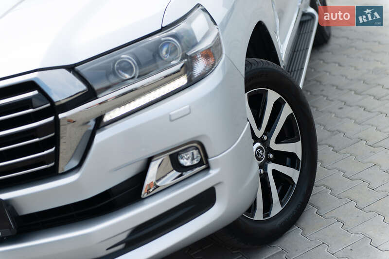 Внедорожник / Кроссовер Toyota Land Cruiser 2018 в Мукачево