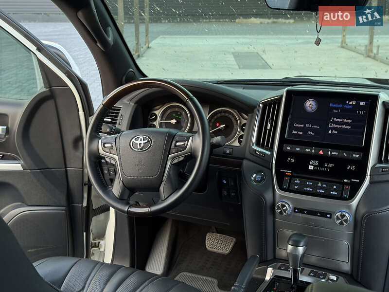 Позашляховик / Кросовер Toyota Land Cruiser 2019 в Хмельницькому