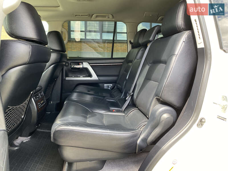 Позашляховик / Кросовер Toyota Land Cruiser 2013 в Києві