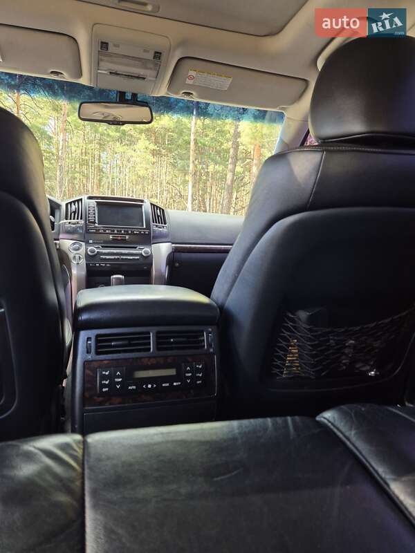 Внедорожник / Кроссовер Toyota Land Cruiser 2011 в Киеве