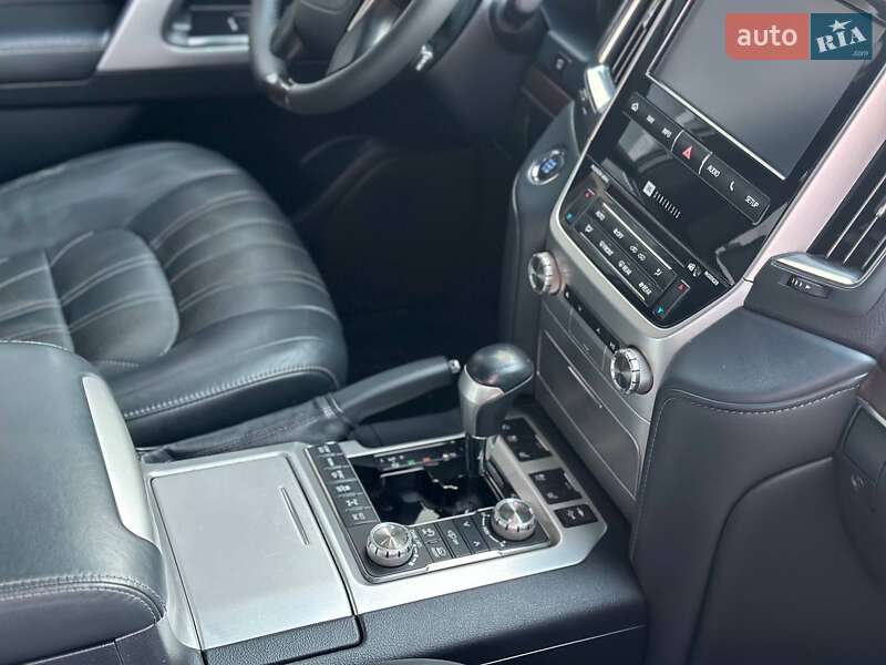 Внедорожник / Кроссовер Toyota Land Cruiser 2019 в Одессе